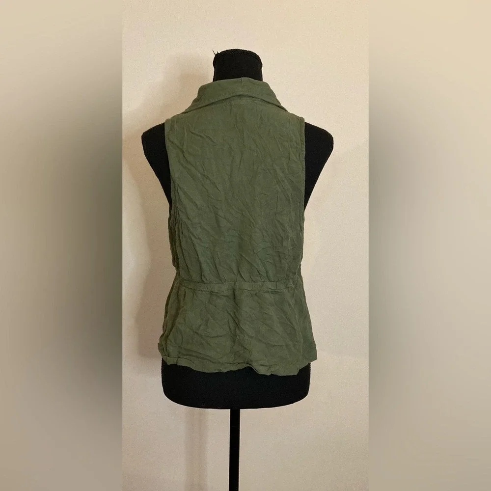 Belle du Jour Girls XL Olive Green Draped Open Front Cinched‎ Waist Rayon Vest